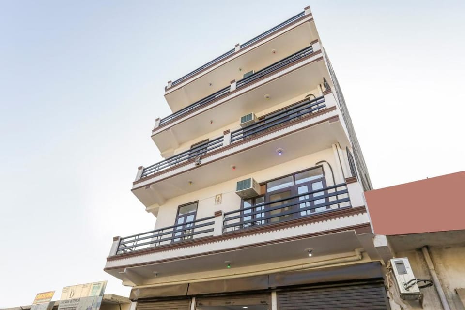 Hotel O Royal Galaxy Inn Hotel in Noida