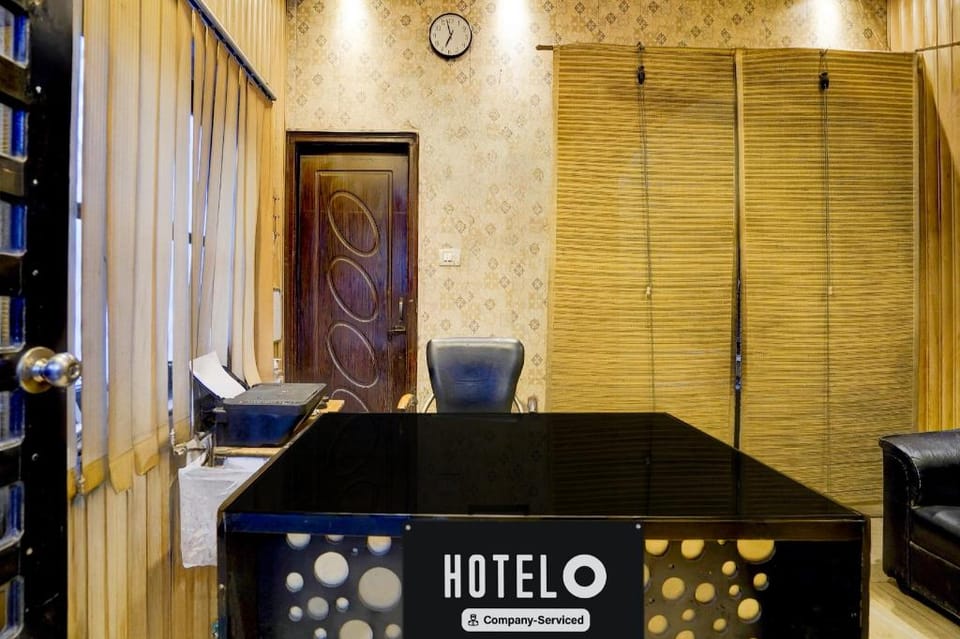 Super Hotel O Dehradun City Centre Hotel in Dehradun