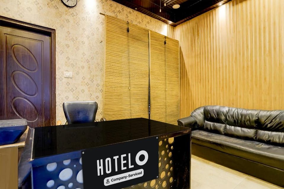 Super Hotel O Dehradun City Centre Hotel in Dehradun