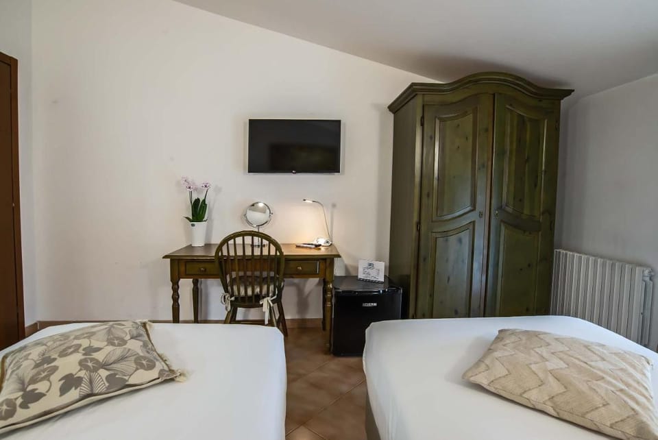 Plaza Rooms Ciampino Bed and Breakfast in Rome