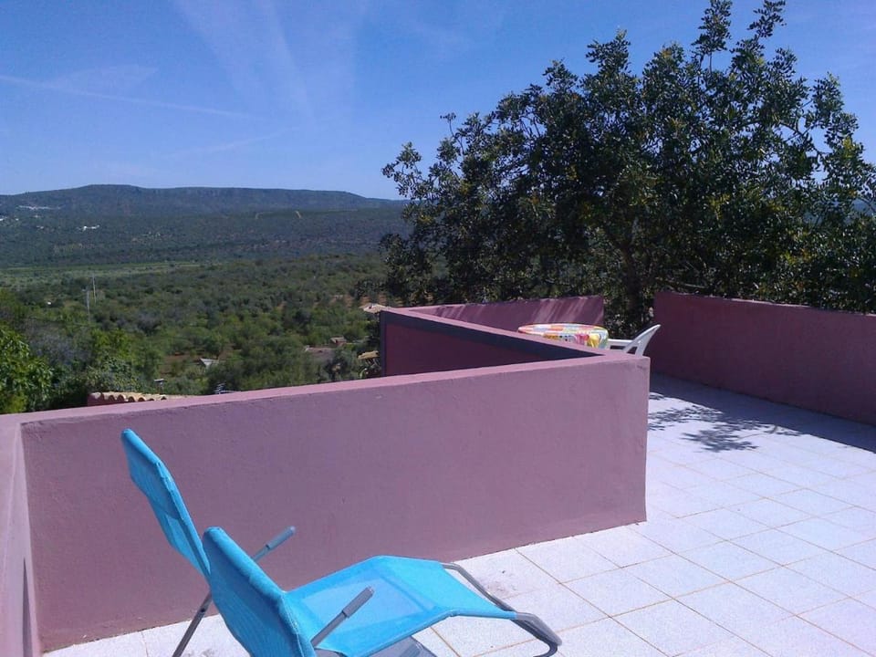 Casa Adega - Quinta Amoreira Bed and Breakfast in Faro District