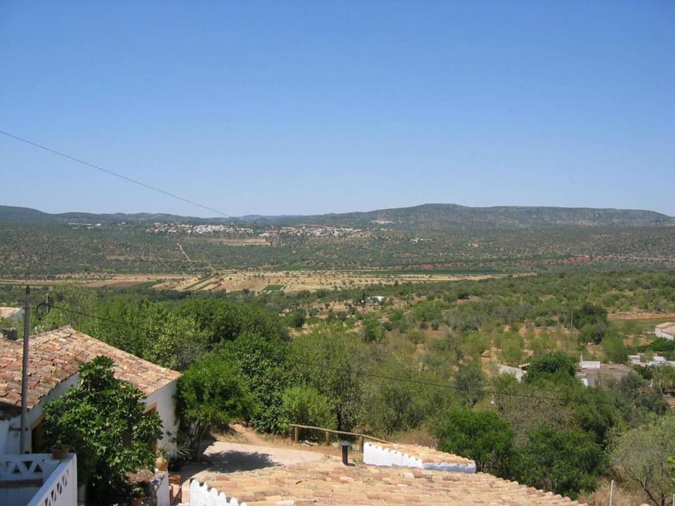 Casa Adega - Quinta Amoreira Bed and Breakfast in Faro District