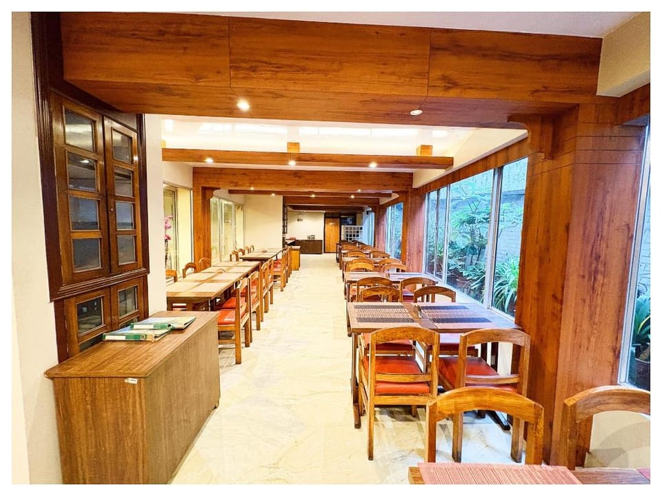 Hotel Apsara Darjeeling Hotel in Darjeeling