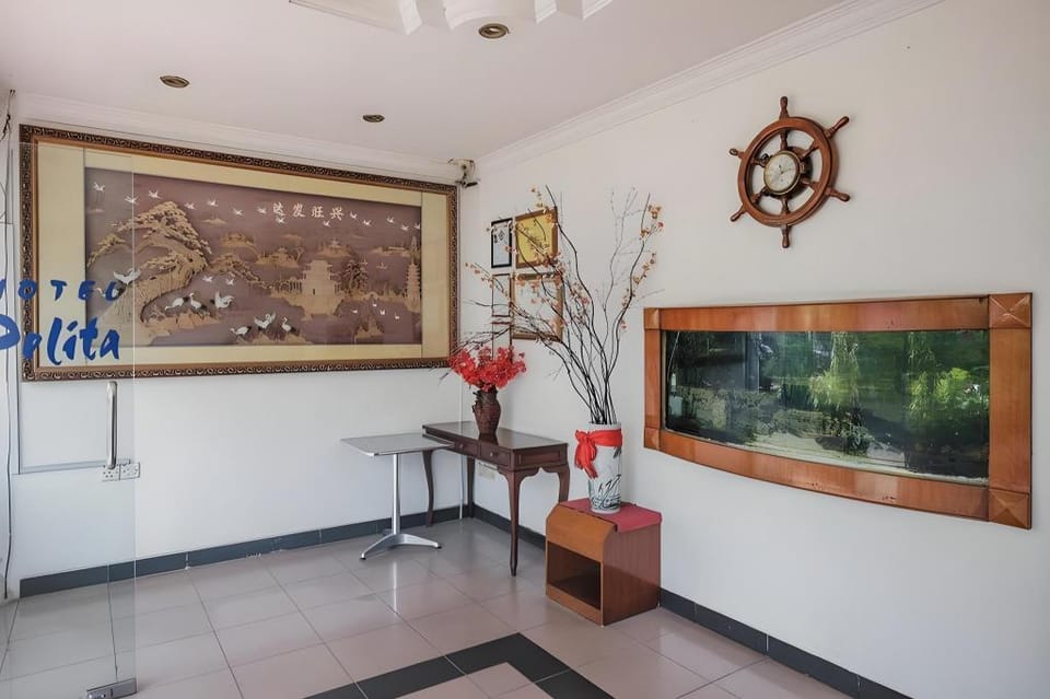 RedDoorz near Nagoya Hill Mall Batam 5 Hotel in Riau Islands, Indonesia