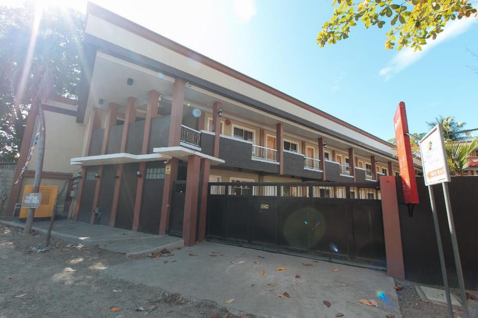 RedDoorz near Lapasan Plaza Cagayan de Oro Hotel in Cagayan de Oro