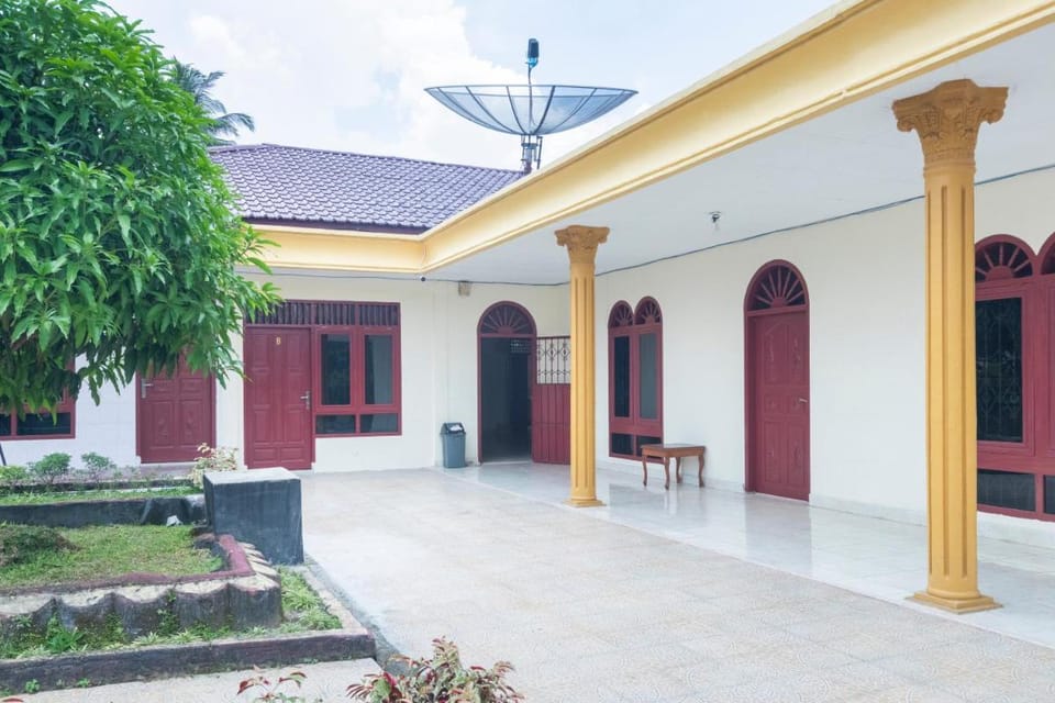 RedDoorz at Samuel Homestay Pematangsiantar Hotel in Indonesia