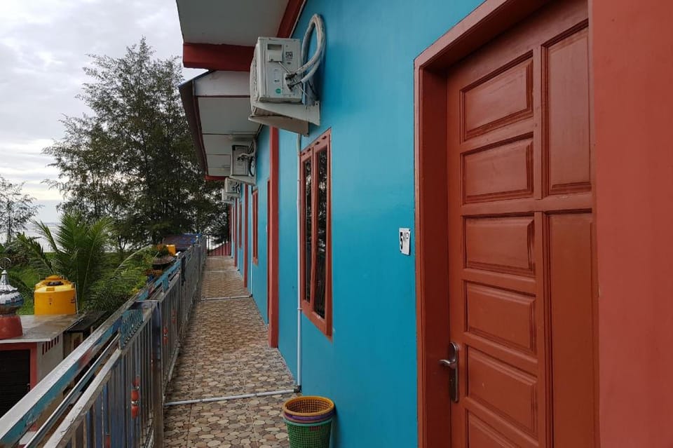 SPOT ON 2926 Penginapan Sariah Basamo Hotel in Indonesia