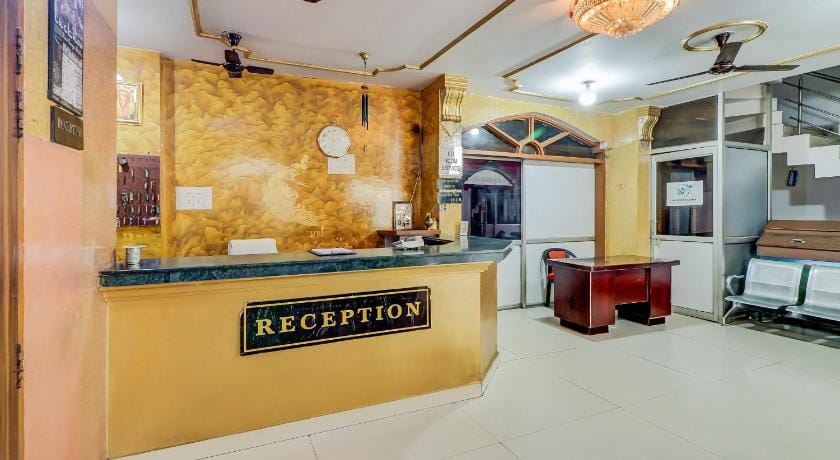 J C Guest House Hotel in Lucknow