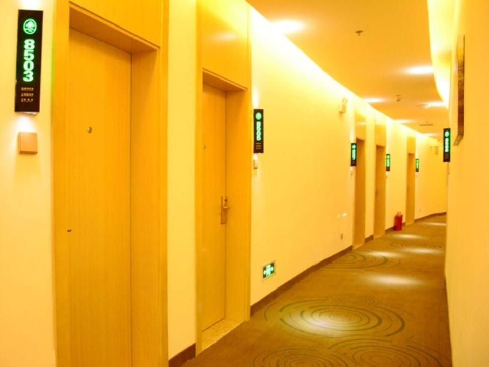 GreenTree Inn Taiyuan Wanbailin District West Bua Station Express Hotel Hotel in China