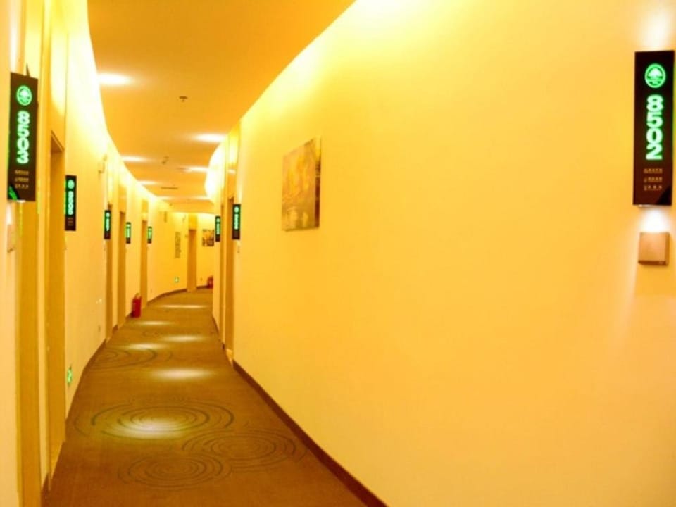 GreenTree Inn Taiyuan Wanbailin District West Bua Station Express Hotel Hotel in China