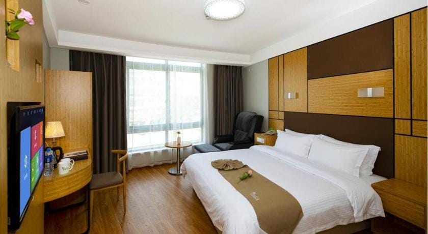 Vatica Hangzhou Linan Qianwang Street Hotel Hotel in Hangzhou