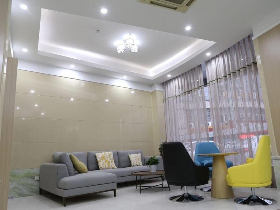 Vatica Hangzhou Linan Qianwang Street Hotel Hotel in Hangzhou