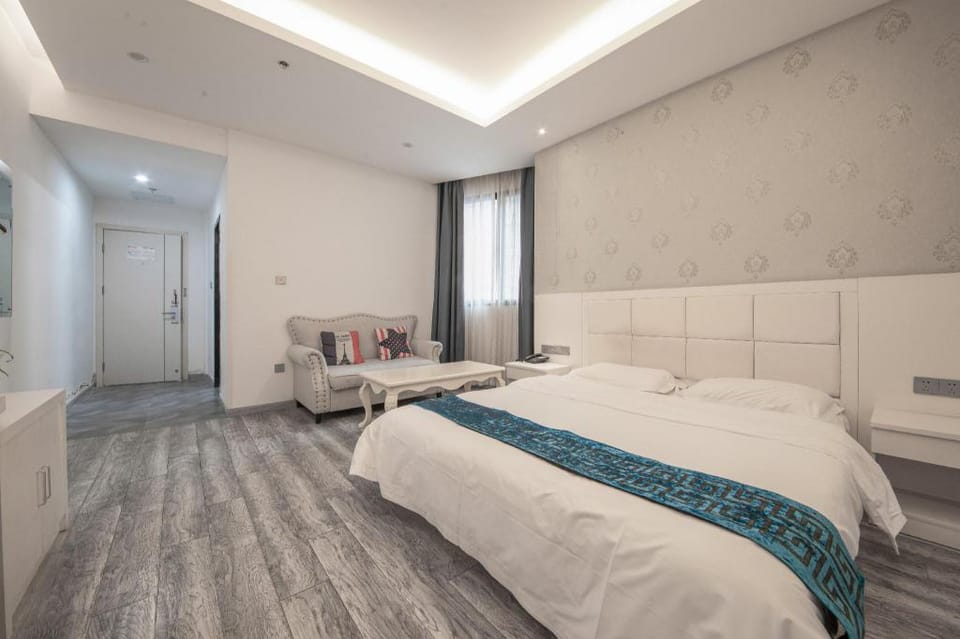 Shell Wuxi Huishan DistrictWanda Plaza Yanqiao Subway Station Hotel Hotel in Suzhou