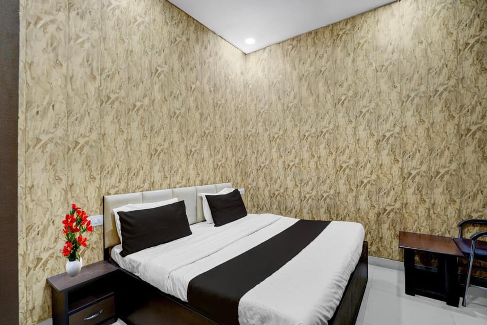 Super Hotel O Silver Arc Mall Ludhiana Formerly White Solitaire Hotel in Ludhiana