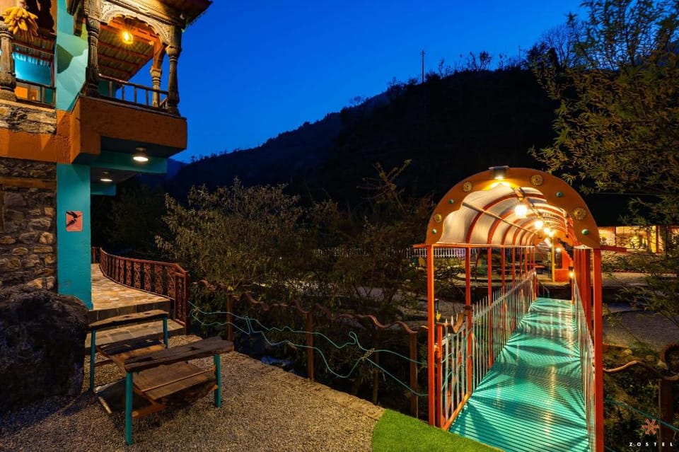 Zostel Plus Mussoorie (Kempty) Hostel in Uttarakhand