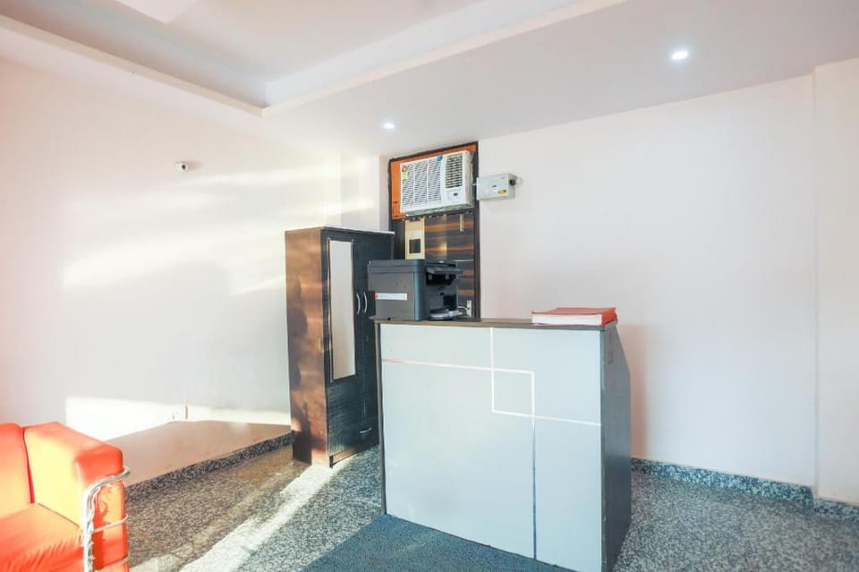 Hotel O A S Residency Hotel in Noida