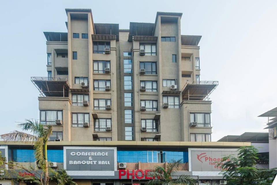 Collection O Phoenix Hotel in Maharashtra