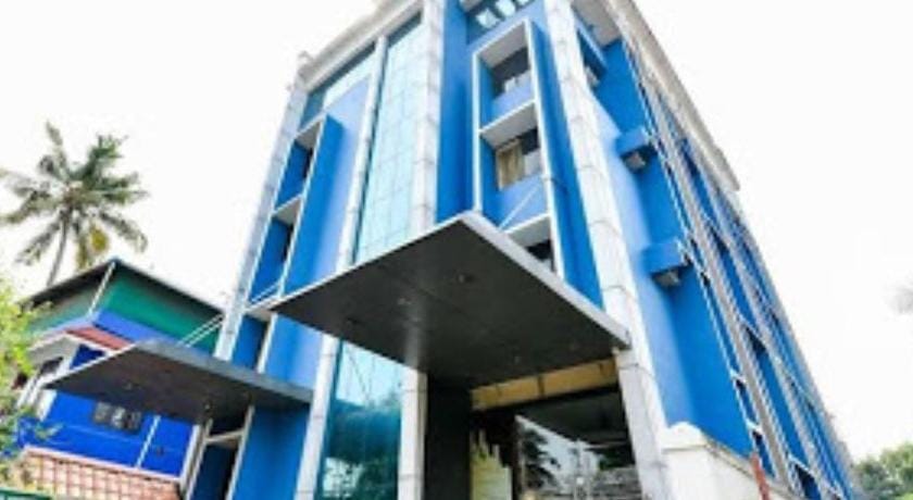 Hotel Tri-Star Residency Hotel in Kochi