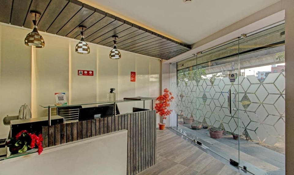 Treebo Glassotel Near Ruby Hospital Hotel in Kolkata
