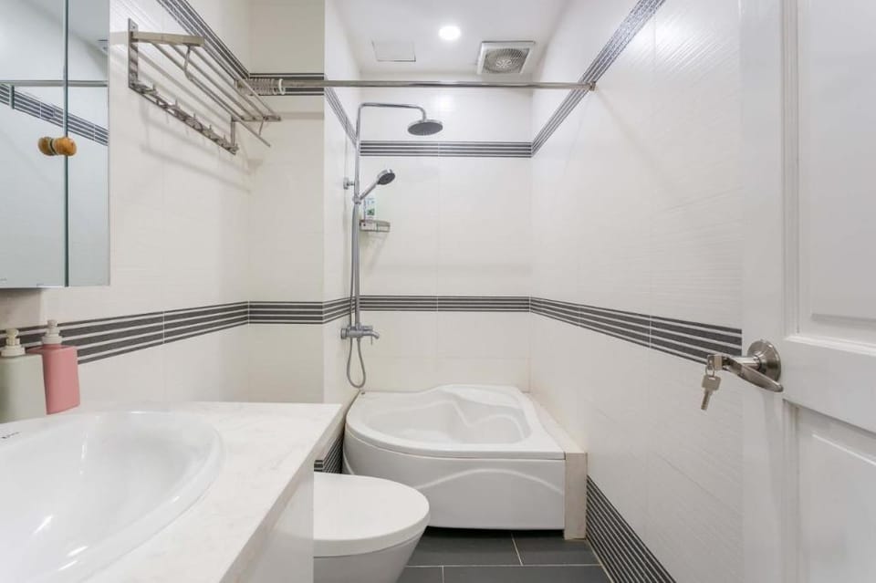 SUNRISE CITY  APRTMENT LUXURY 2 BEDROOM Apartment in Ho Chi Minh City