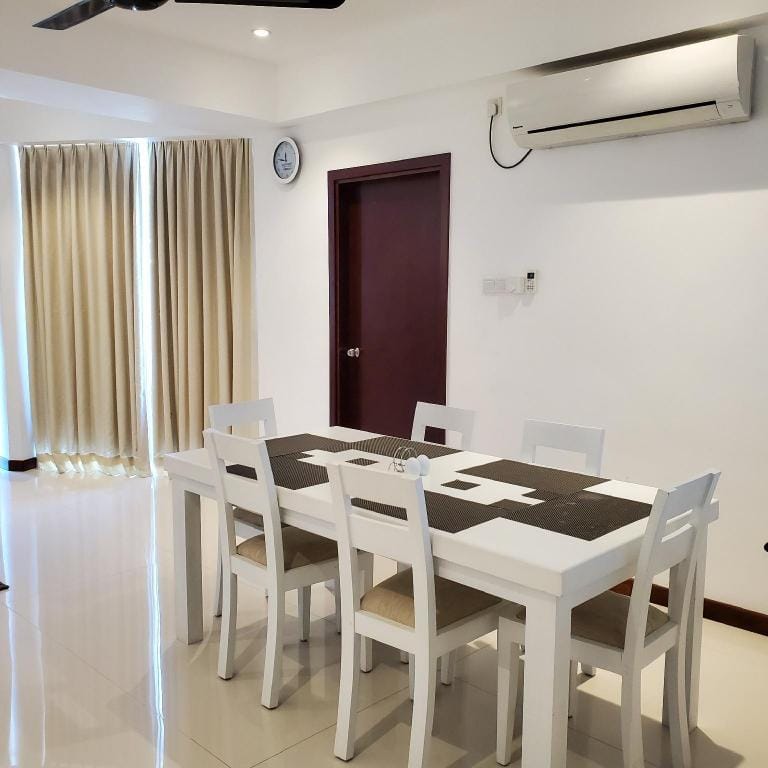 Oceanfront Condo by the Beach Apartment in Sri Lanka