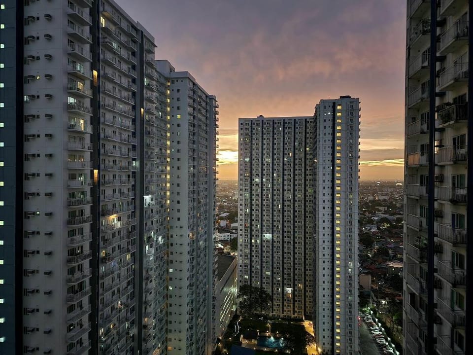 Elegant Studio @ Grass Residences 1-5persons only Apartment in Quezon City
