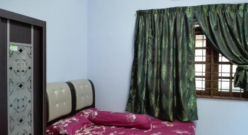 Homestay Ahmad Taman Mas Bukit Payong Terengganu Vacation rental in Terengganu, Malaysia