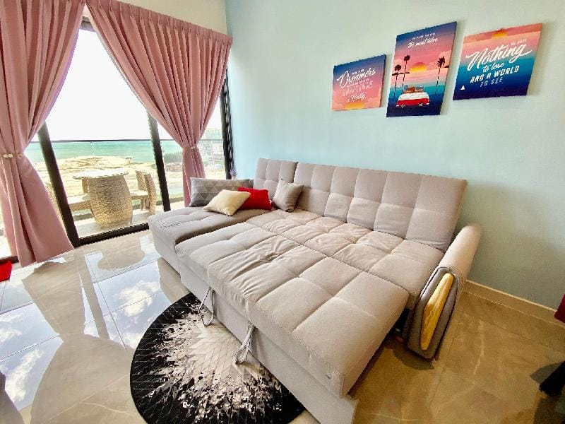 B1940 MWHoliday Super SeaView FamilySuites Apartment in Malacca