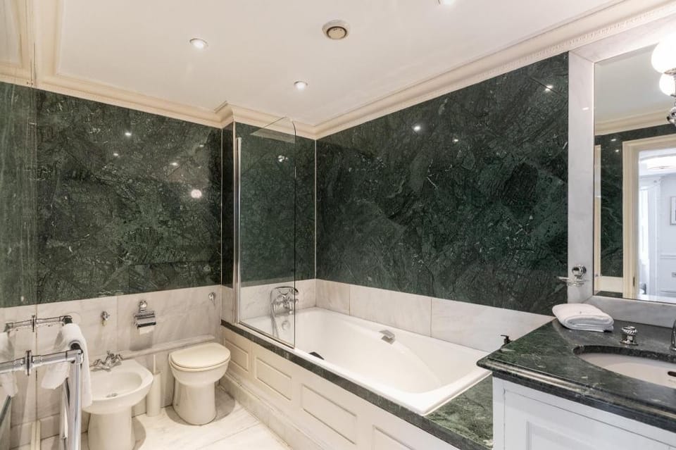 Exquisite Studio in Hyde Park #4 Apartment in City of Westminster