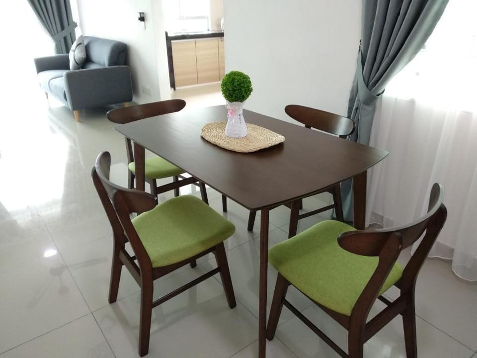 Love&Leisure Homestay 4r3b Opp SPICE Arena Penang Apartment in Bayan Lepas