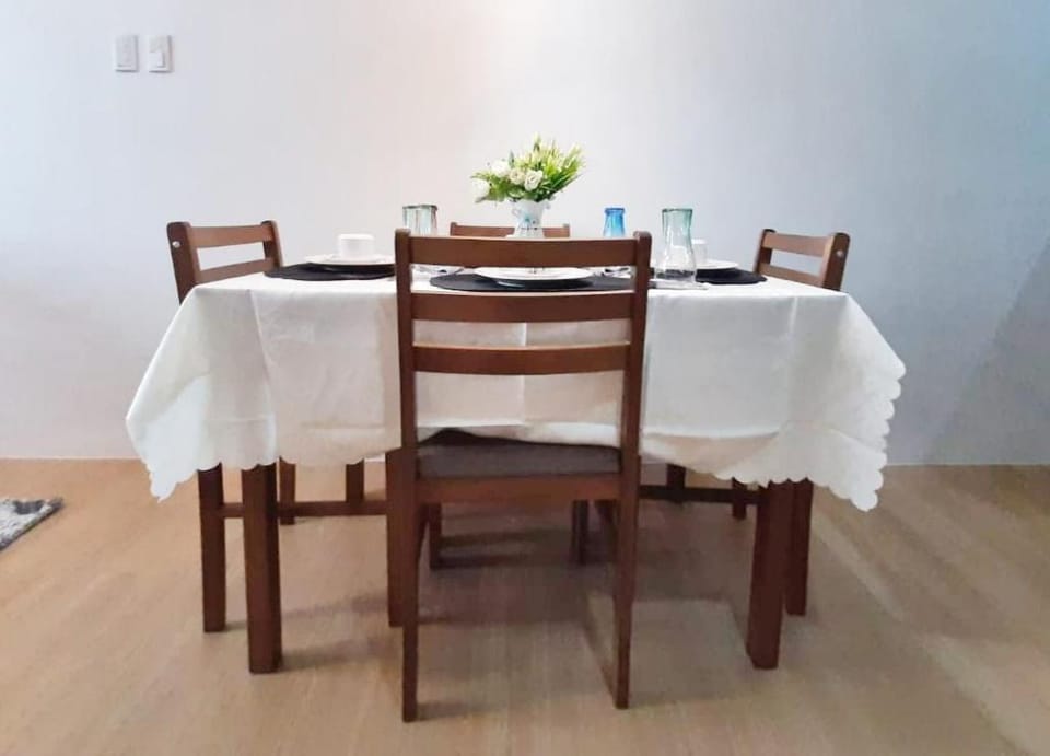 Pine Suites Tagaytay by StayPlus (FREE PARKING) Apartment in Tagaytay