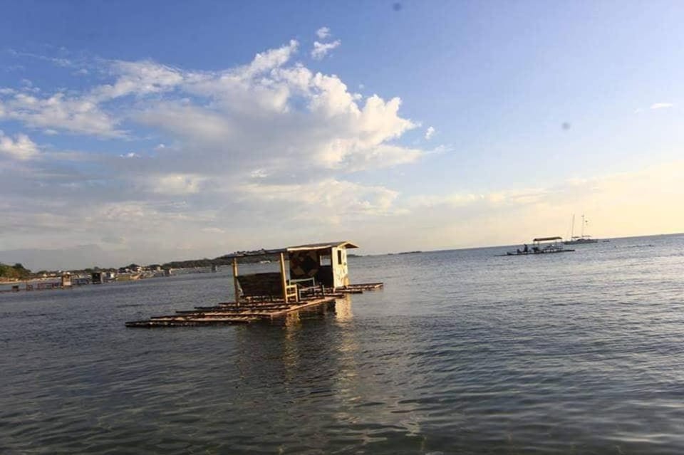 Nipa Hut B  Lian Batangas Villa in Calabarzon
