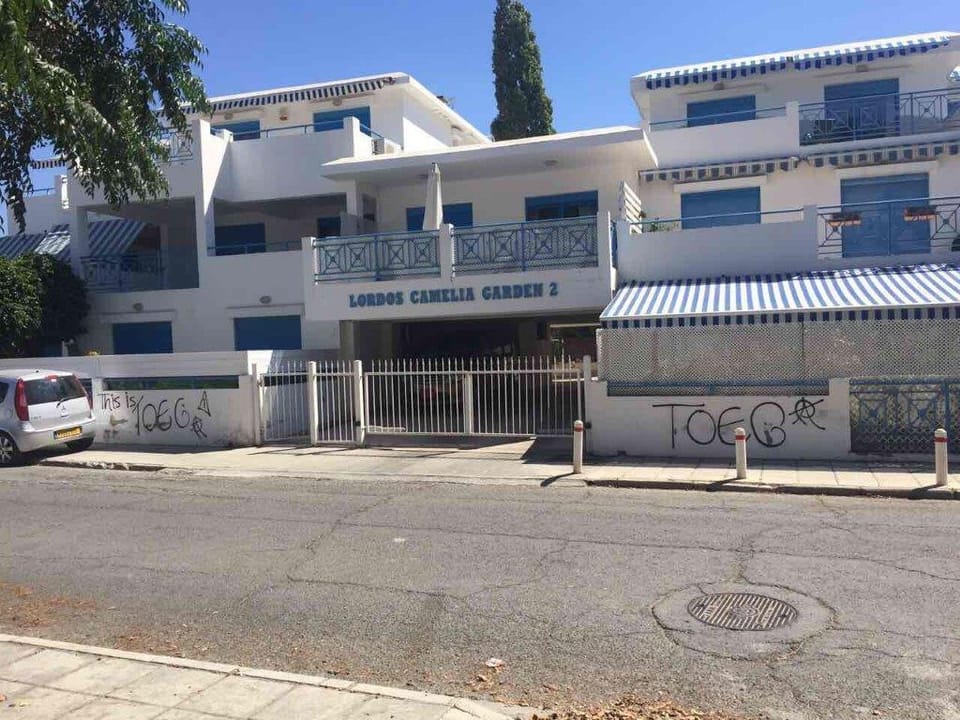 Lovely penthouse in sunny Cyprus Apartment in Germasogeia