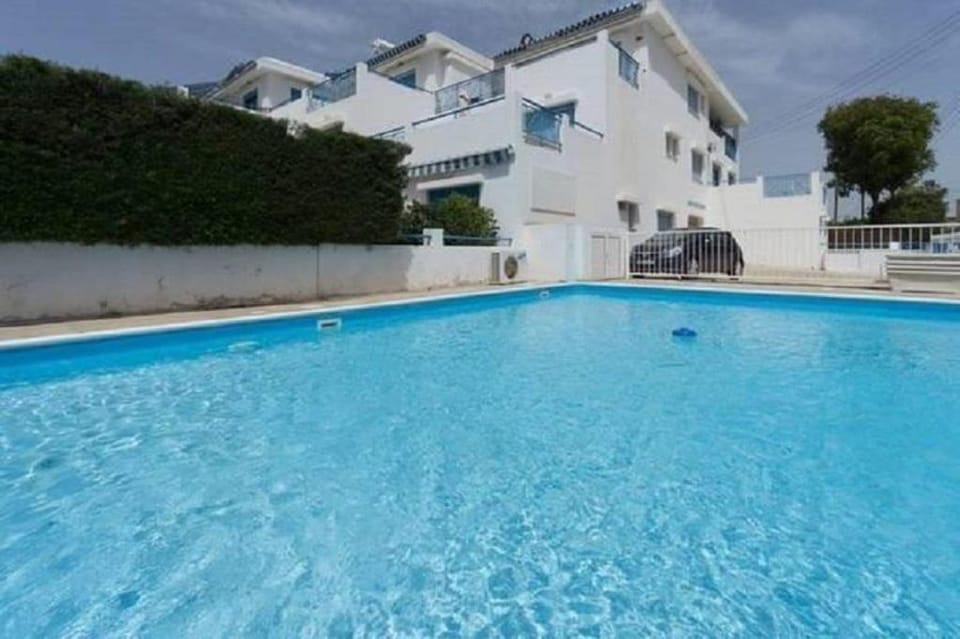 Lovely penthouse in sunny Cyprus Apartment in Germasogeia