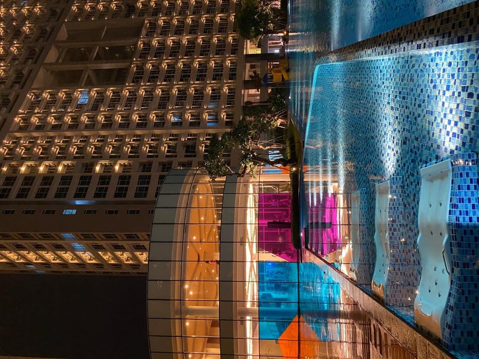 GRAND OPENING SALE BRAND NEW LUXURY STUDIO CONDO Apartment in Jakarta