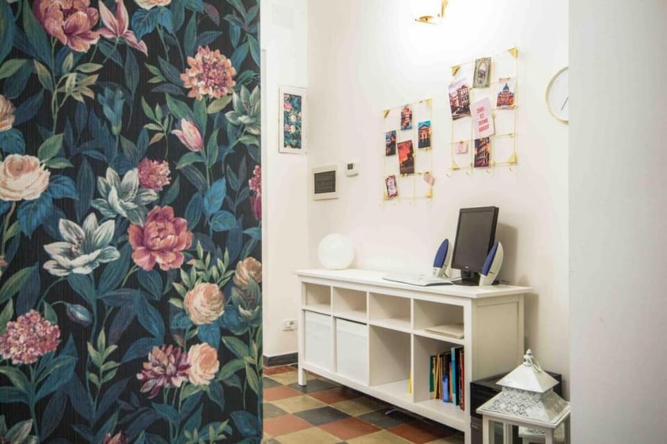 Blue Rose Apt metro Vittorio Emanuele  Apartment in Rome