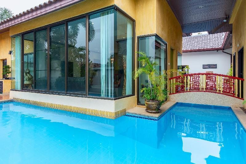 Beautiful luxury private pool house. Villa in Pattaya City