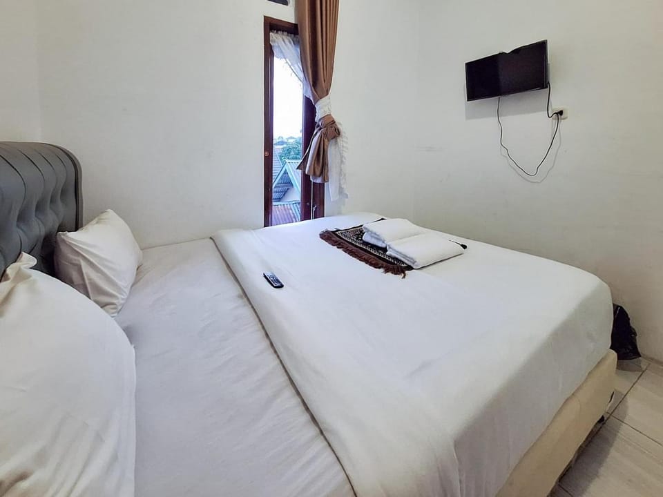 OYO 3015 Galliano Homestay Syariah Vacation rental in West Sumatra, Indonesia