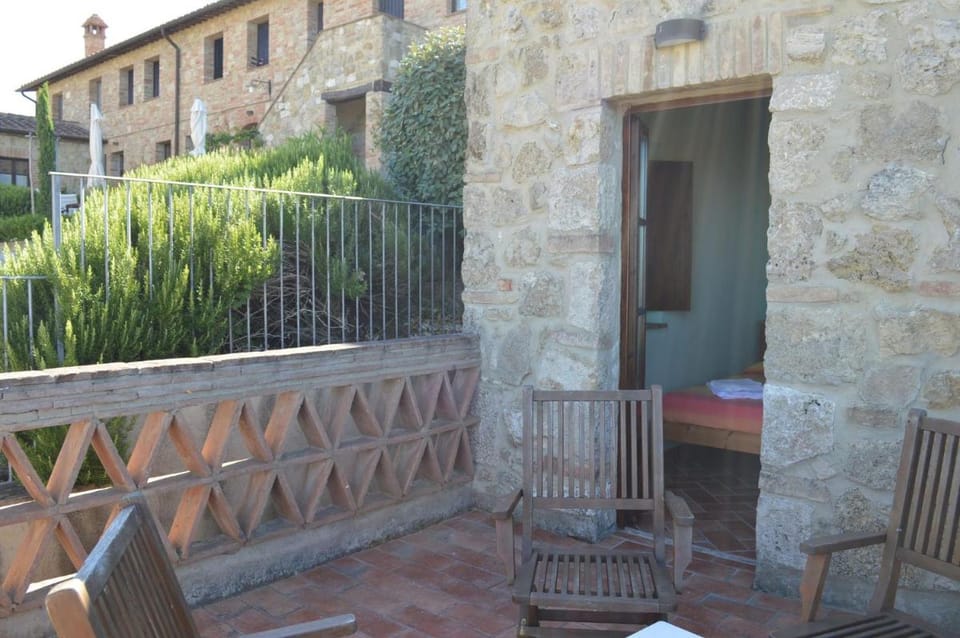 House with private garden in the Crete Senesi Vacation rental in Tuscany