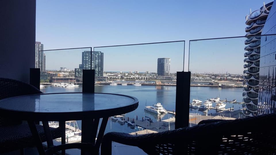 Docklands Style Apartment with 2 Bedroom 1008N Apartment in Melbourne