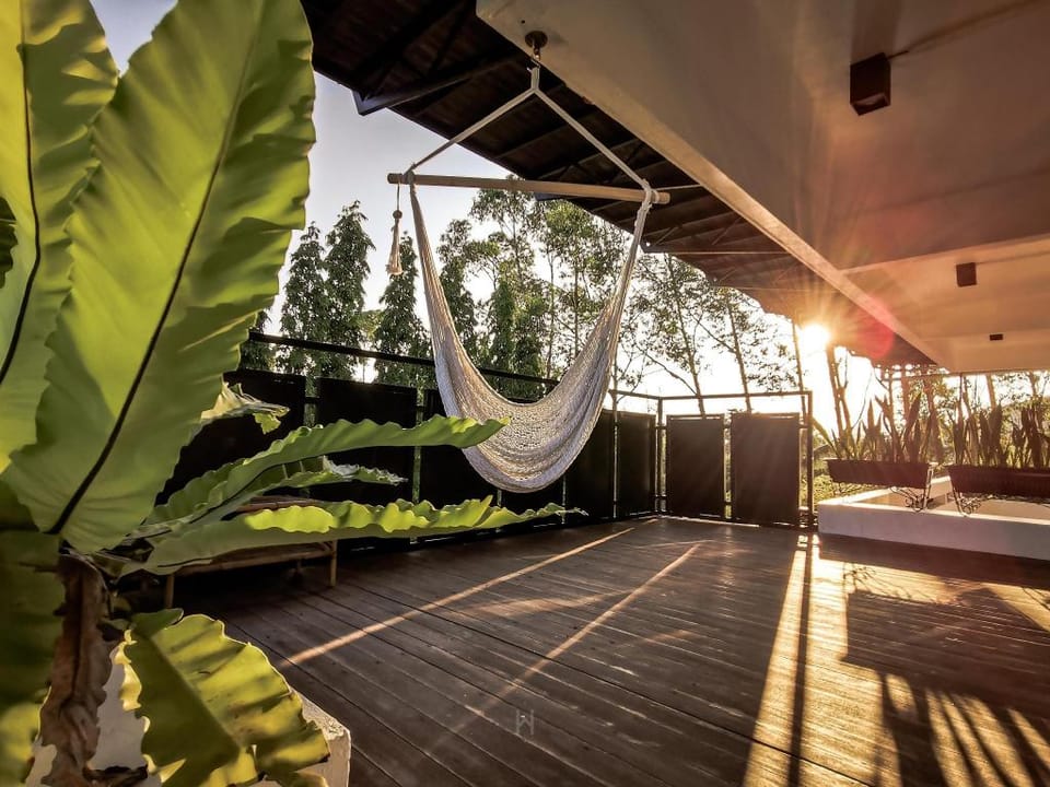 Tiku White House - Tranquility stay begins here Villa in Sabah