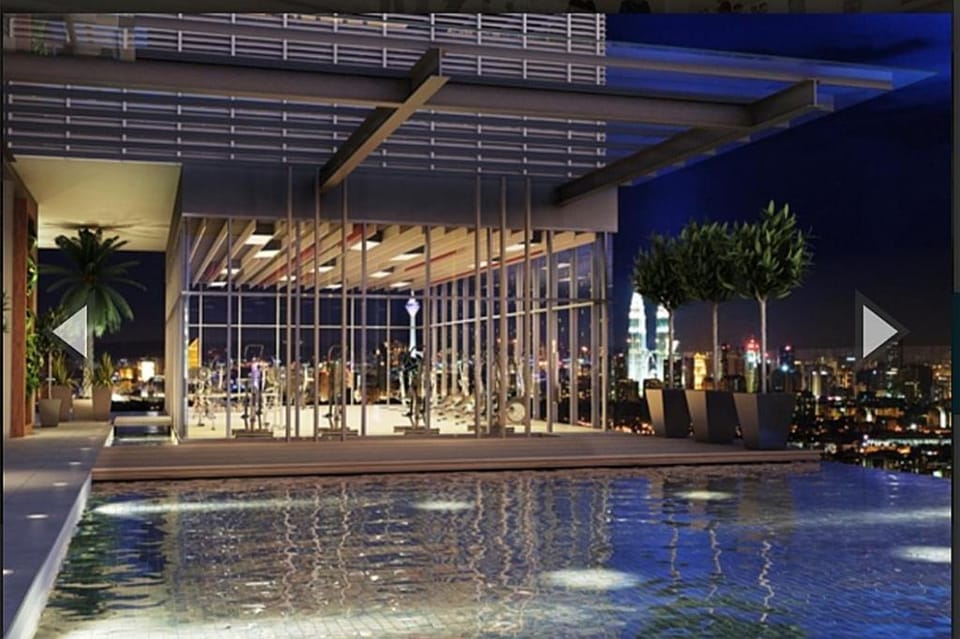 Amour Suite@EkoCheras* SkyPool* MRT* WiFi*4-6pax Apartment in Federal Territory of Kuala Lumpur