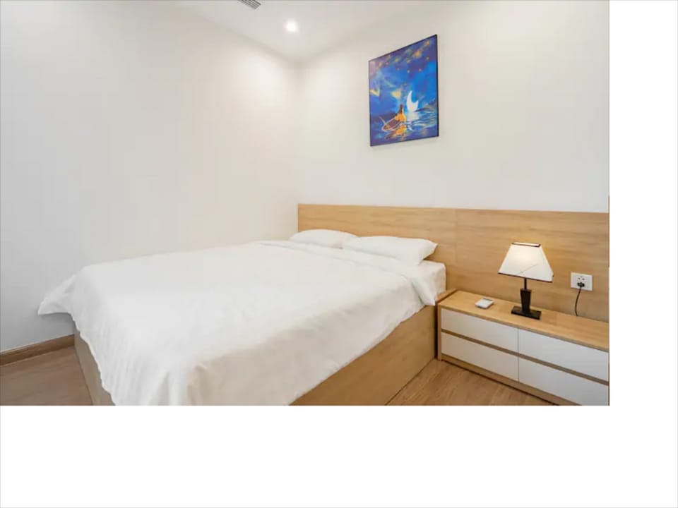 BON HOUSE- VINHOMES SKYLAKE Service Apartments Apartment in Laos