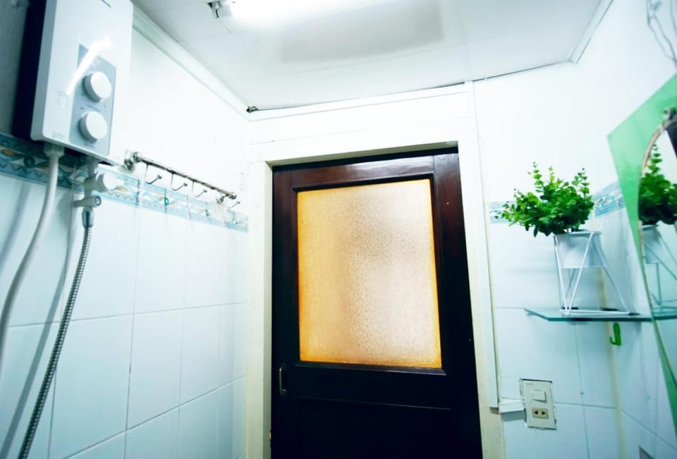 SuBee Mini Apartment/ Spacious/ Queen bed @Dakao Apartment in Ho Chi Minh City