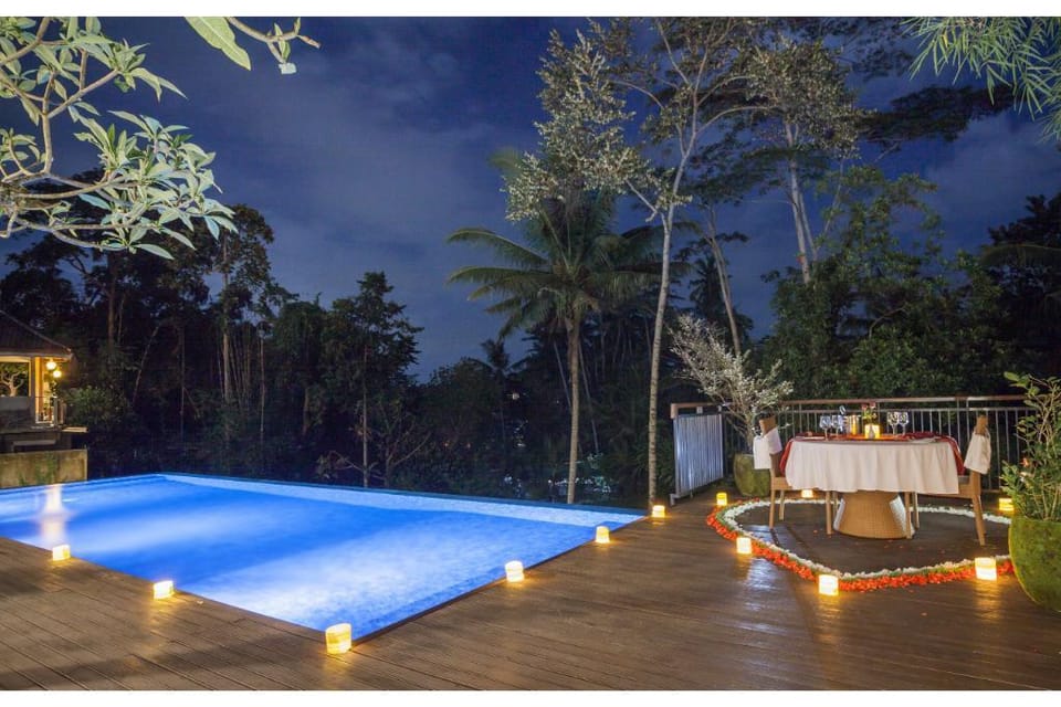 6BR Luxury Private Villa with Natural Forest View Villa in Ubud
