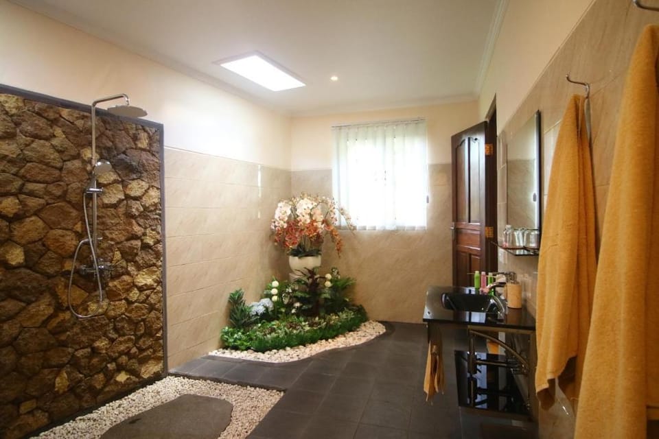 Luxury 1 BR Superior Villa #DN5 Villa in Ubud