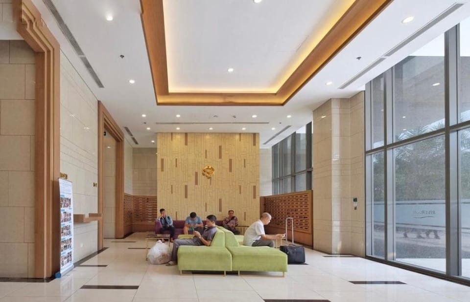 DannyHome - CBD APT, HIGH FLOOR Free Pool Apartment in Ho Chi Minh City