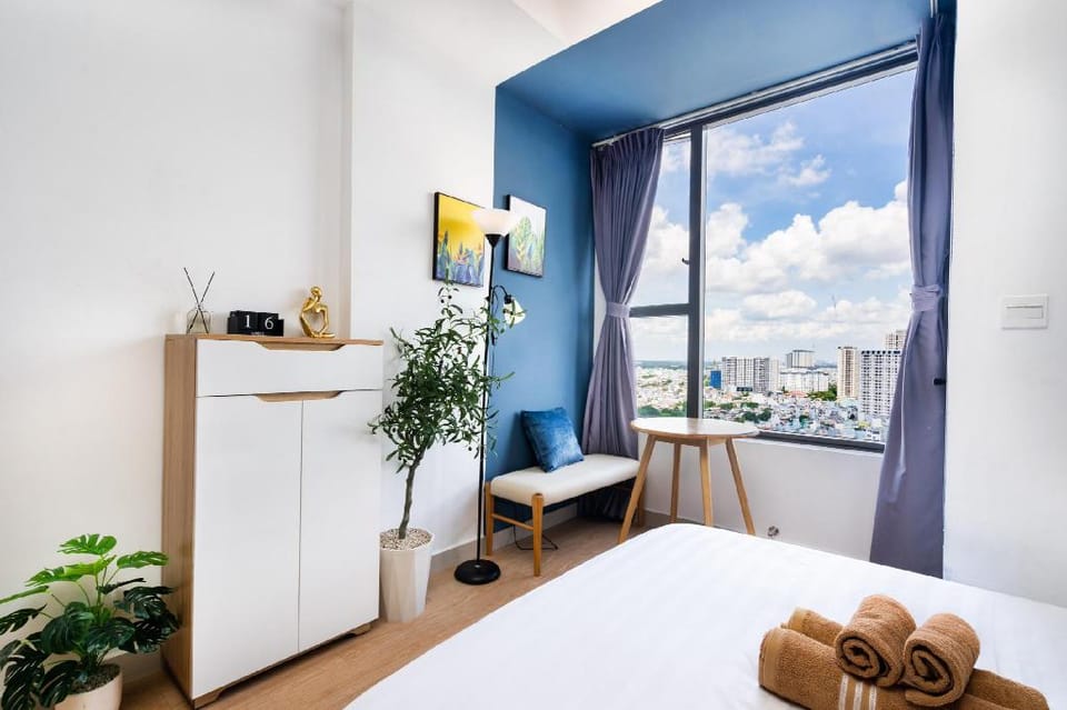 Infinity Pool Signature - Pool&Netflix 3 Apartment in Ho Chi Minh City