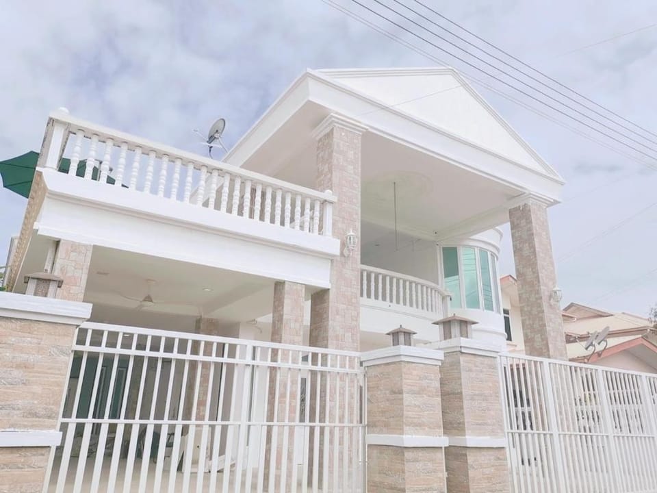 SIGHT VILLA Villa in Sabah