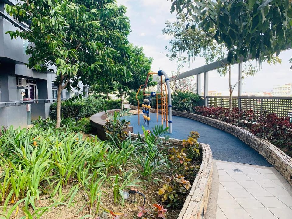 Affordable yet Ultramodern Staycation in Cubao Apartment in Pasig